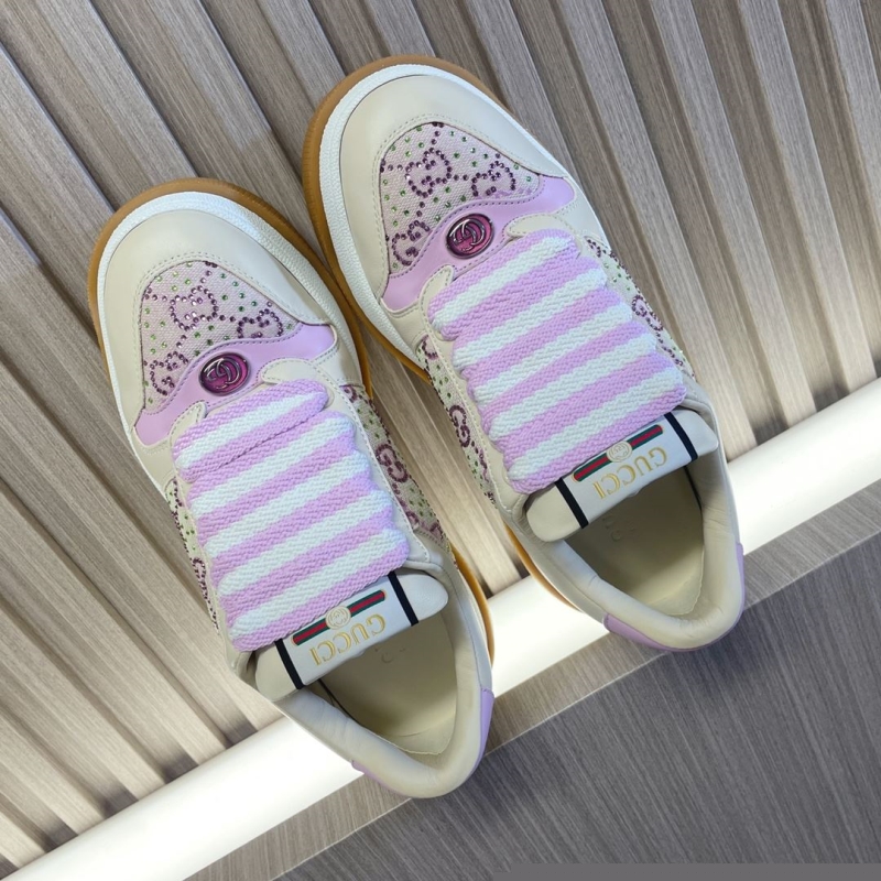 G*u*i casual shoes